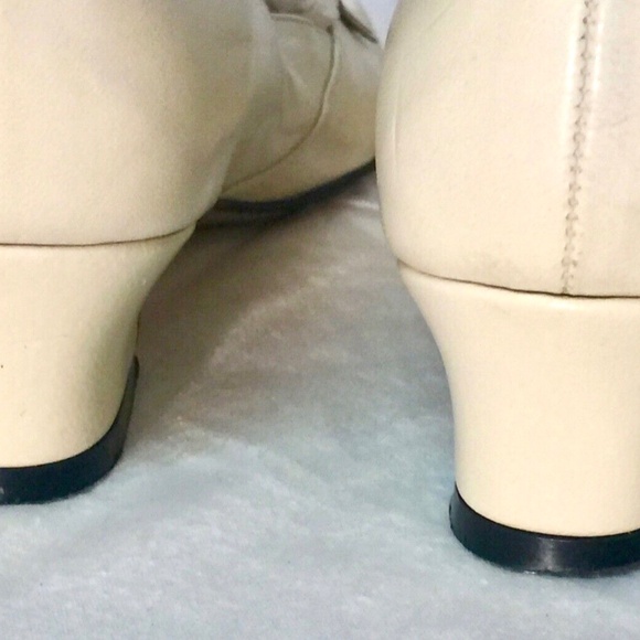 3/$40 DAVID TATE Womens Off-white Leather Preppy Kiltie Thick French Heels~7.5SS - Picture 9 of 10